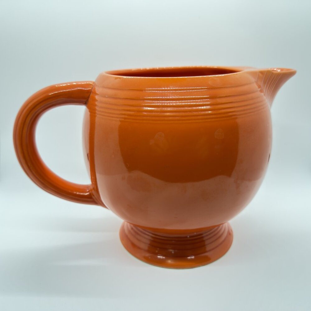 Vintage Fiesta Ware RED (orange) - Lip Pitcher 1936 - 1946 - 64oz - Picture 5 of 13